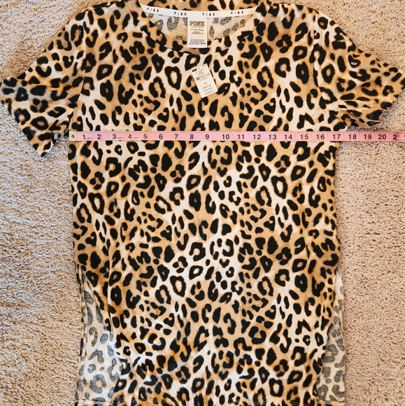 Victoria's Secret Pink Leopard Print T-Shirt Splits On The Side Size Small - Picture 7 of 9
